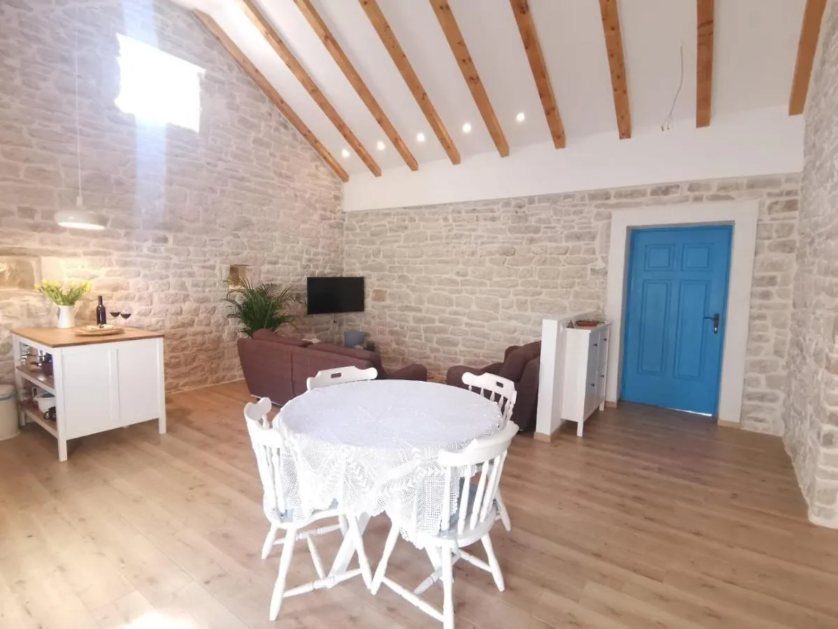 Villa Holiday Home 